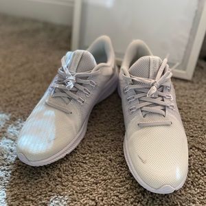 Nike Womens Quest 4 White Photon Dust Size 7.5 Sneaker Lace Up DA1106-100